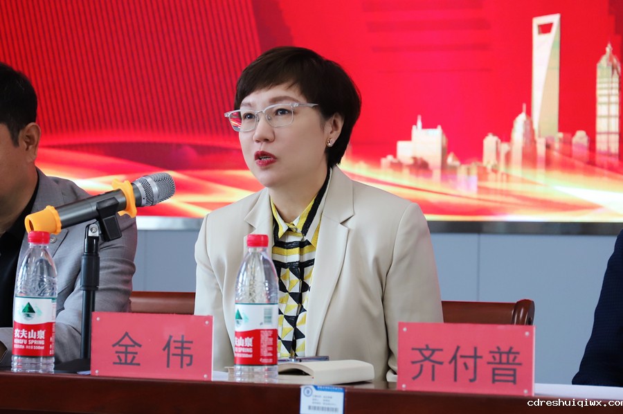 93e415dbf9eafdc5374d08625c3fd3f_副本.jpg